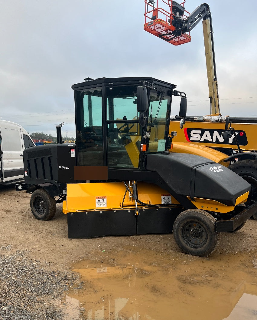 2023 LAYMOR SM450