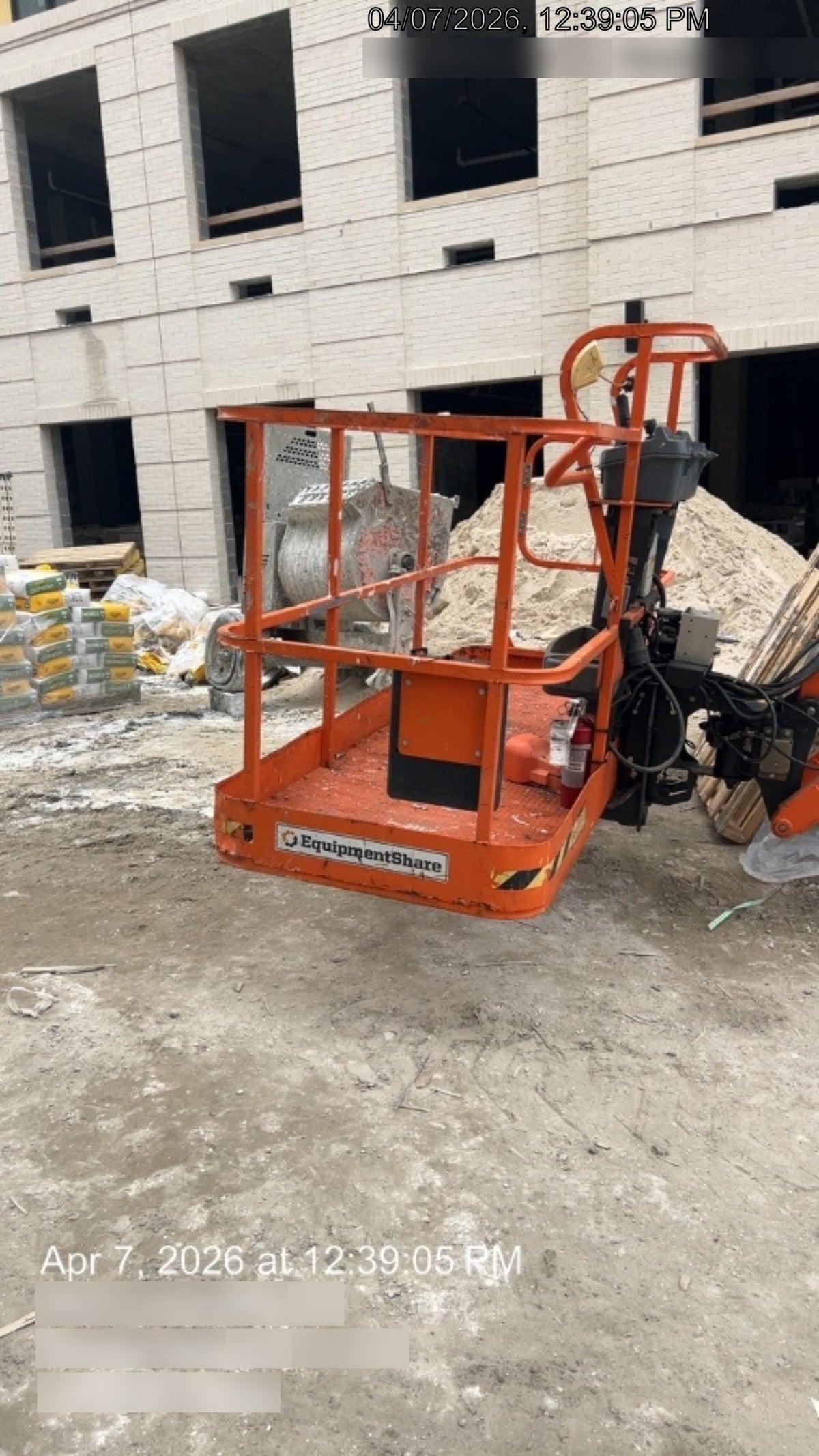 2020 JLG 860SJ