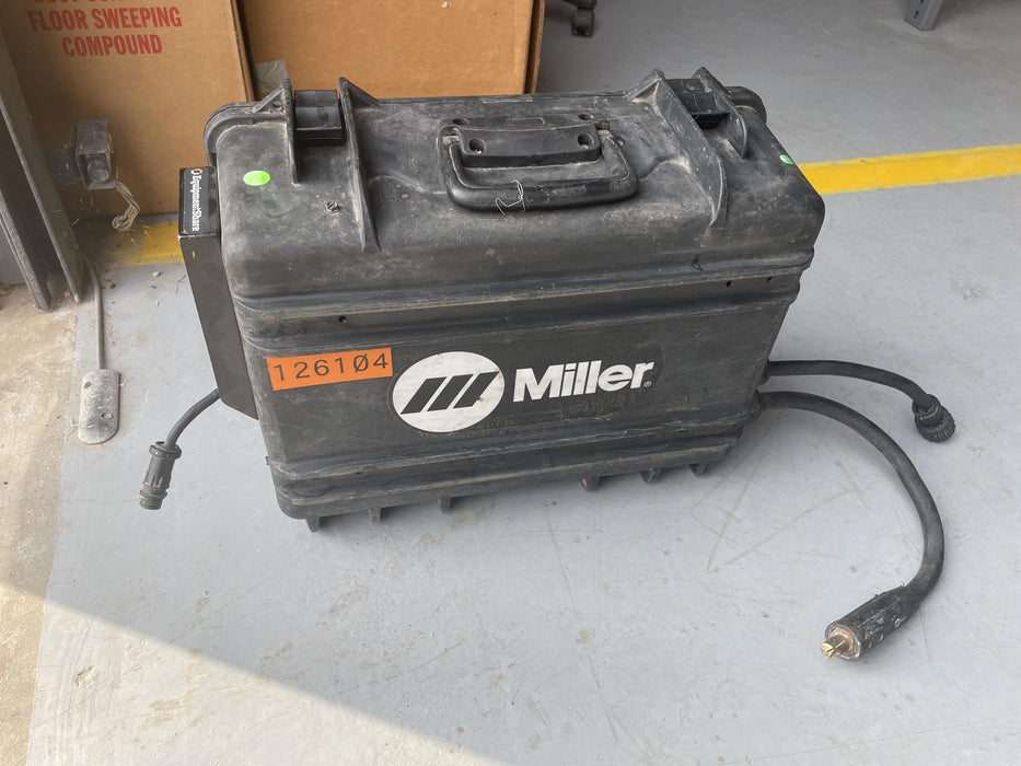 2021 MILLER ELECTRIC SUITCASE 12RC