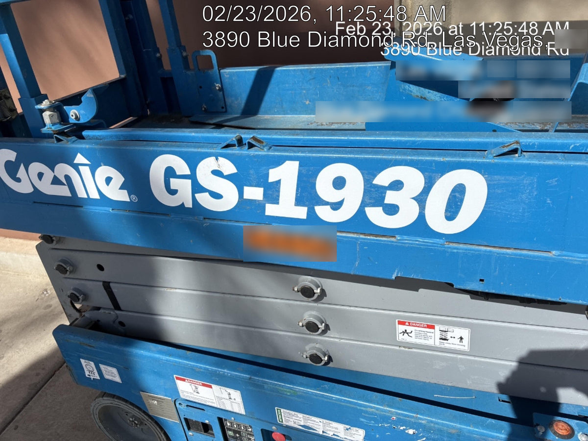 2019 Genie GS-1930 Half Height Swing Gate, 800W Inverter