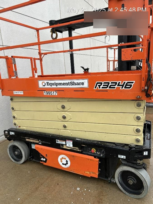 2021 JLG R3246