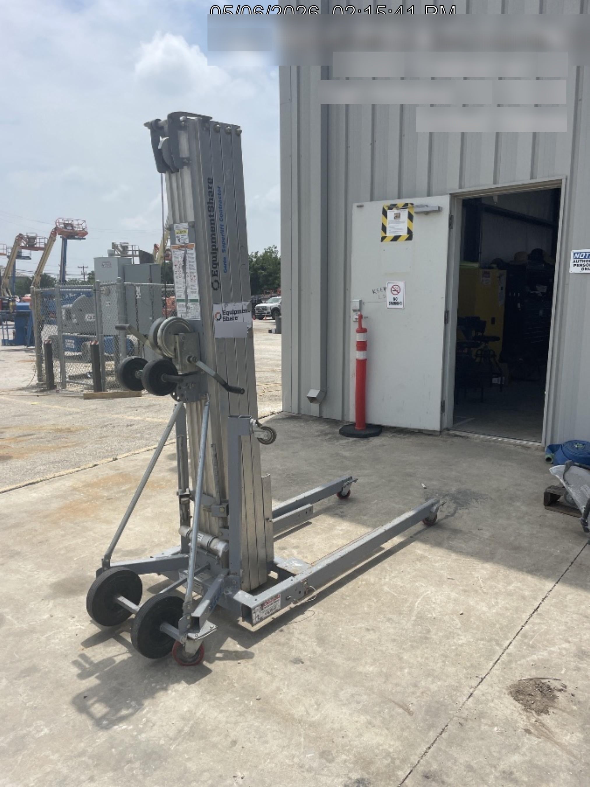 2021 GENIE SLC-24