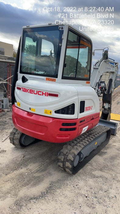 2021 TAKEUCHI TB235-2CR