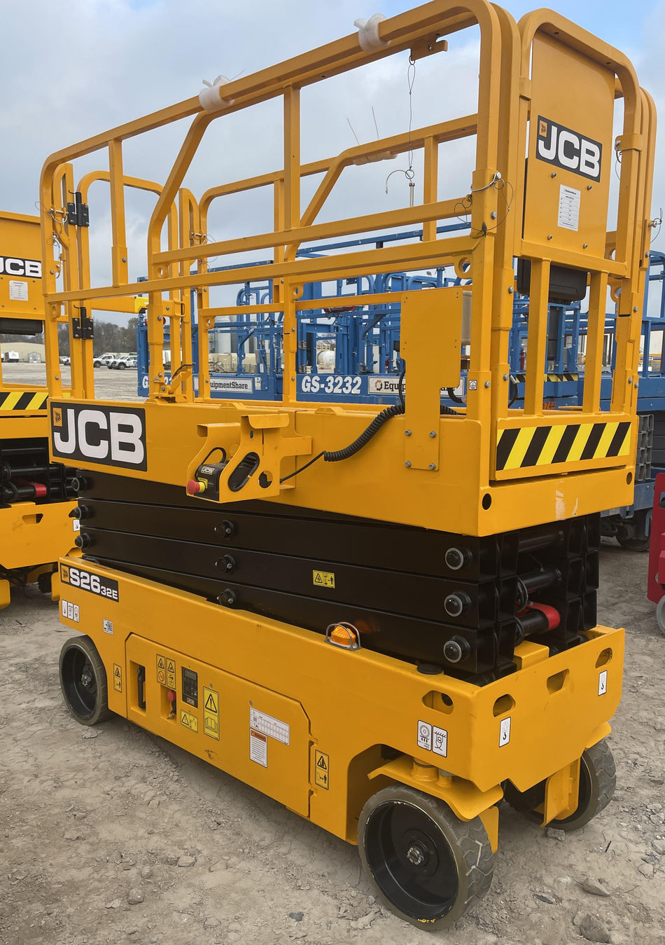 2023 JCB S2632E