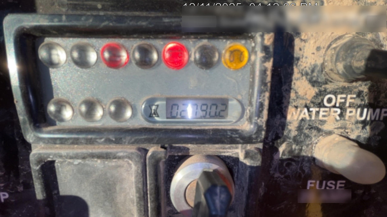 2022 VAC-TRON LP573XDT