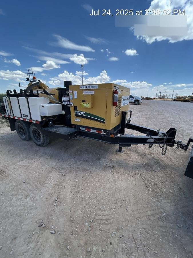 2021 VAC-TRON LP573XDT