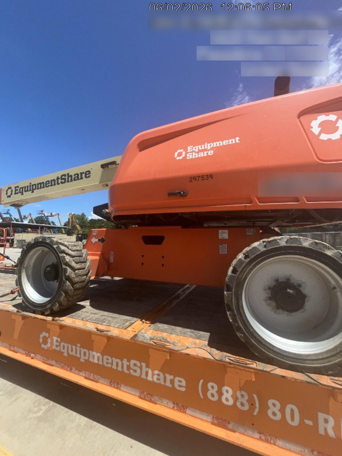 2023 JLG 660SJ