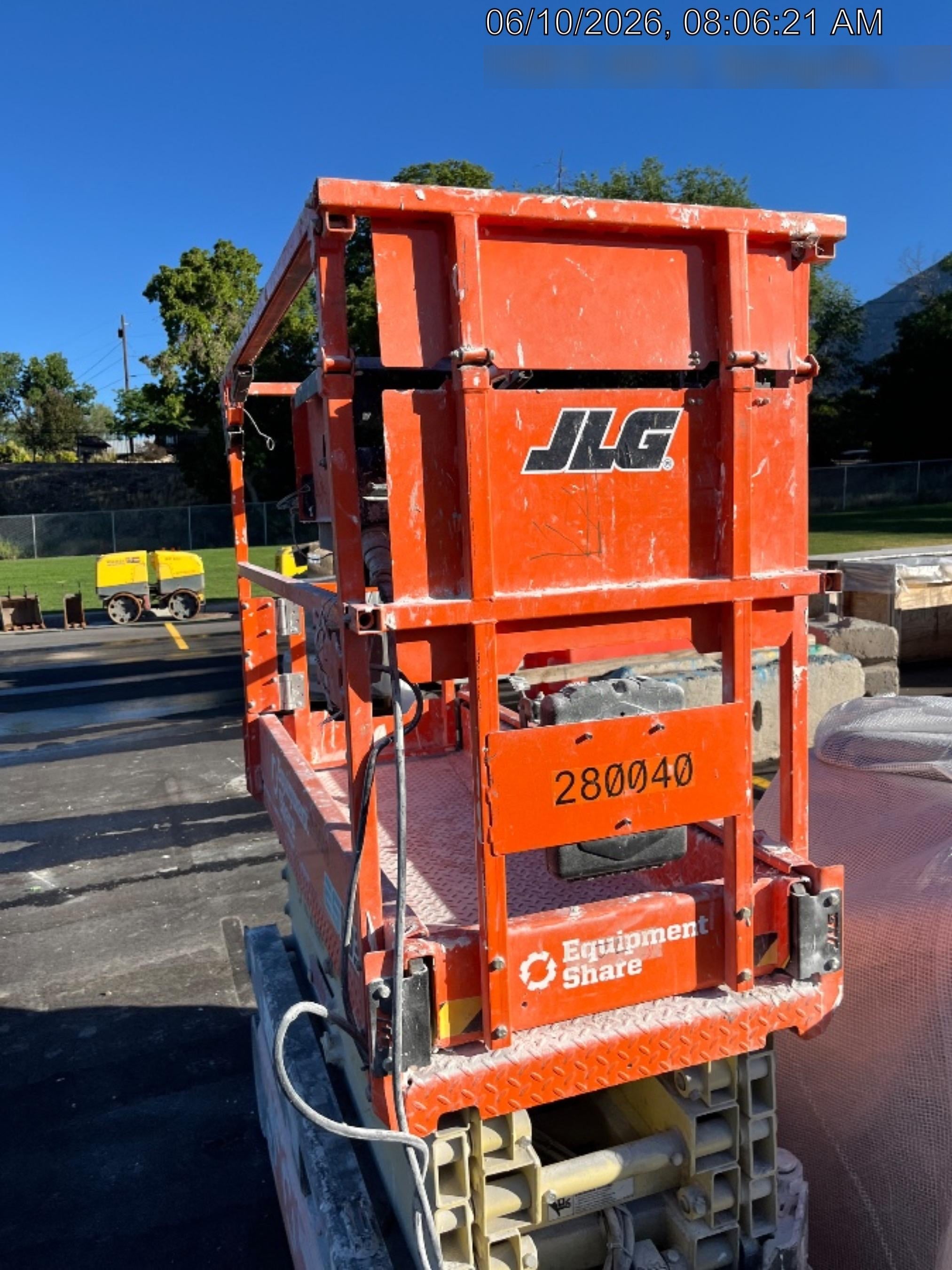 2022 JLG ES1932