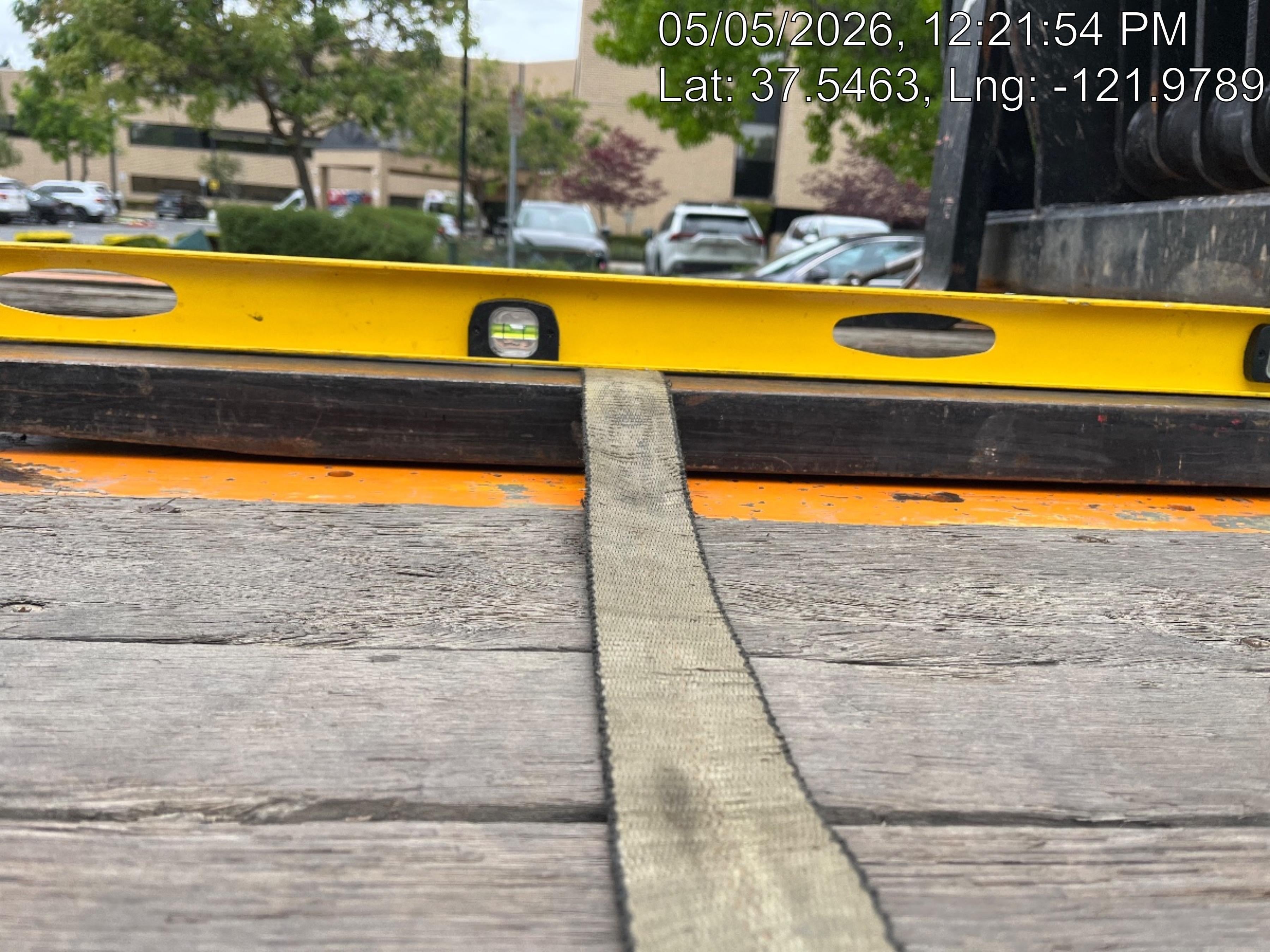 2025 JLG 519