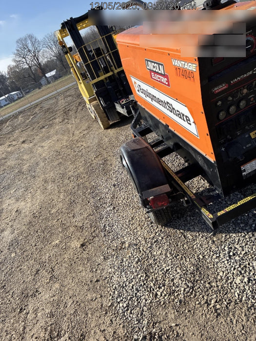 2021 Lincoln Electric Vantage 322 Vantage 322 Ready Pak 3 w/ Decals, ORANGE (includes trailer, cable rack, fender light kit) NO Telematics