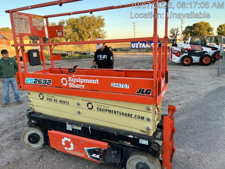 2022 JLG ES2632