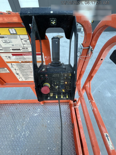 2023 JLG RT4394