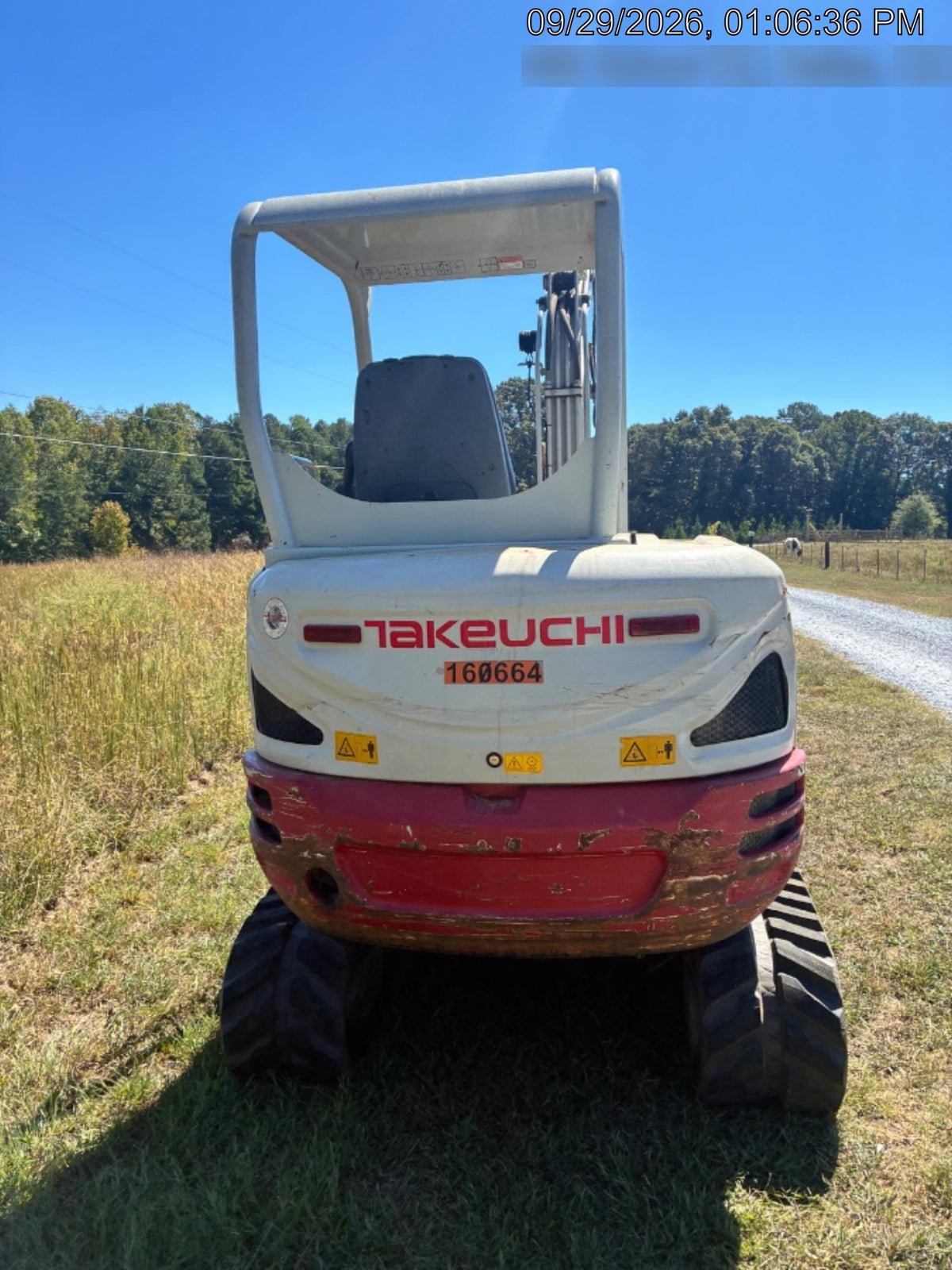 2021 TAKEUCHI TB235-2R