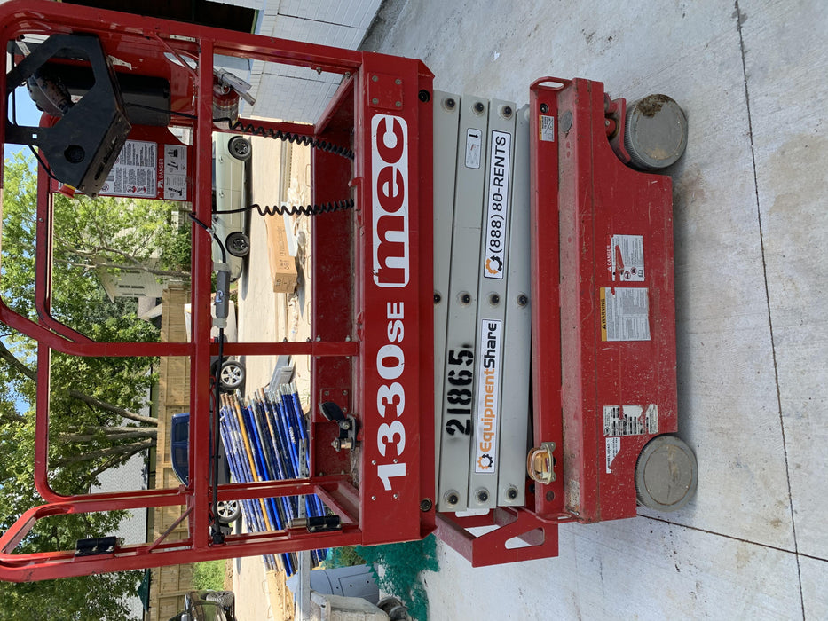 2019 MEC 1330SE MEC 1330SE w/ES Track Hardware, Full Extended 2 Year Warranty