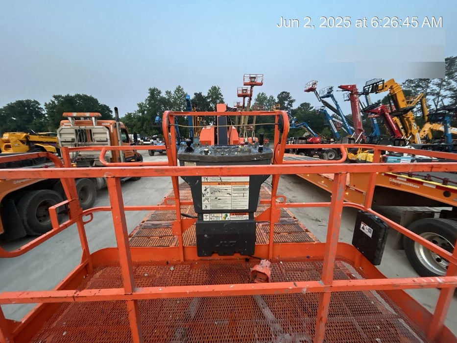 2020 JLG 860SJ