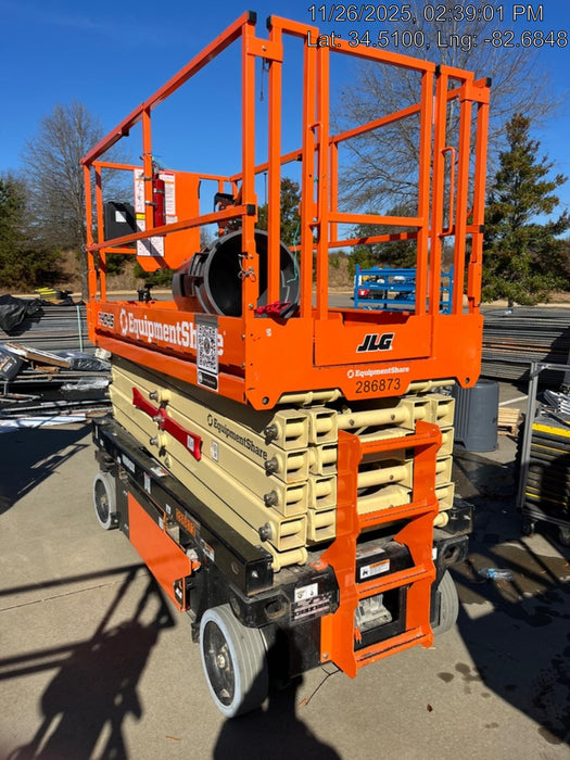 2022 JLG R4045