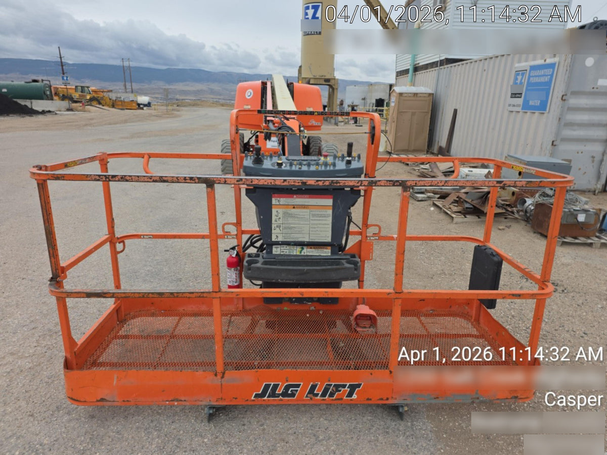 2020 JLG 660SJ