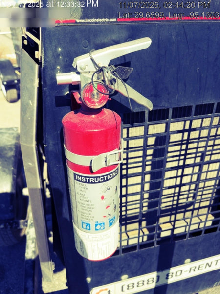 2019 Lincoln Electric Vantage 322 Ready-Pak 3, Two Wheel Trailer, Fender and Light Kit, Cable Rack