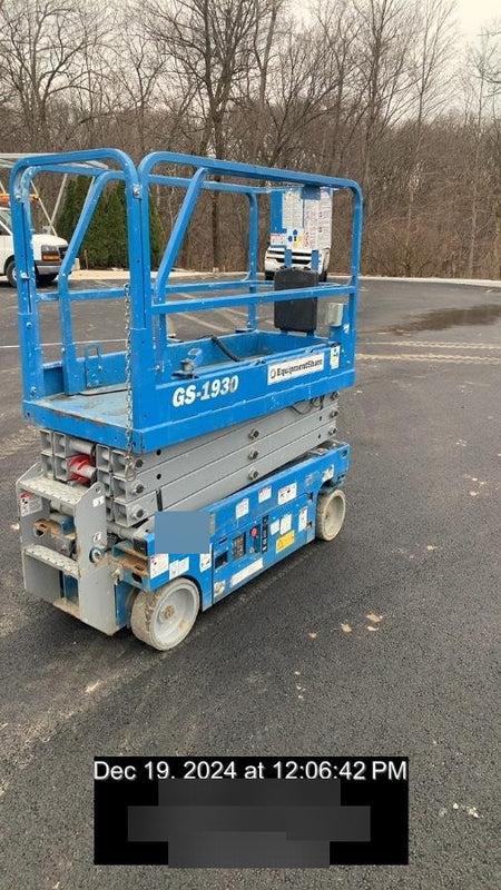 2019 Genie GS-1930 Fixed Rails with Chain Entry