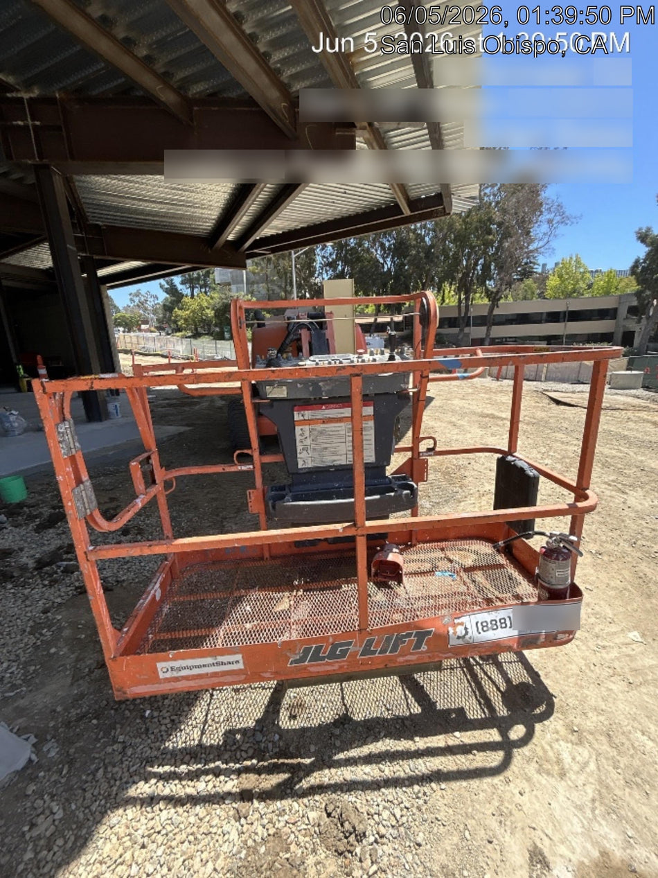 2021 JLG 450AJ