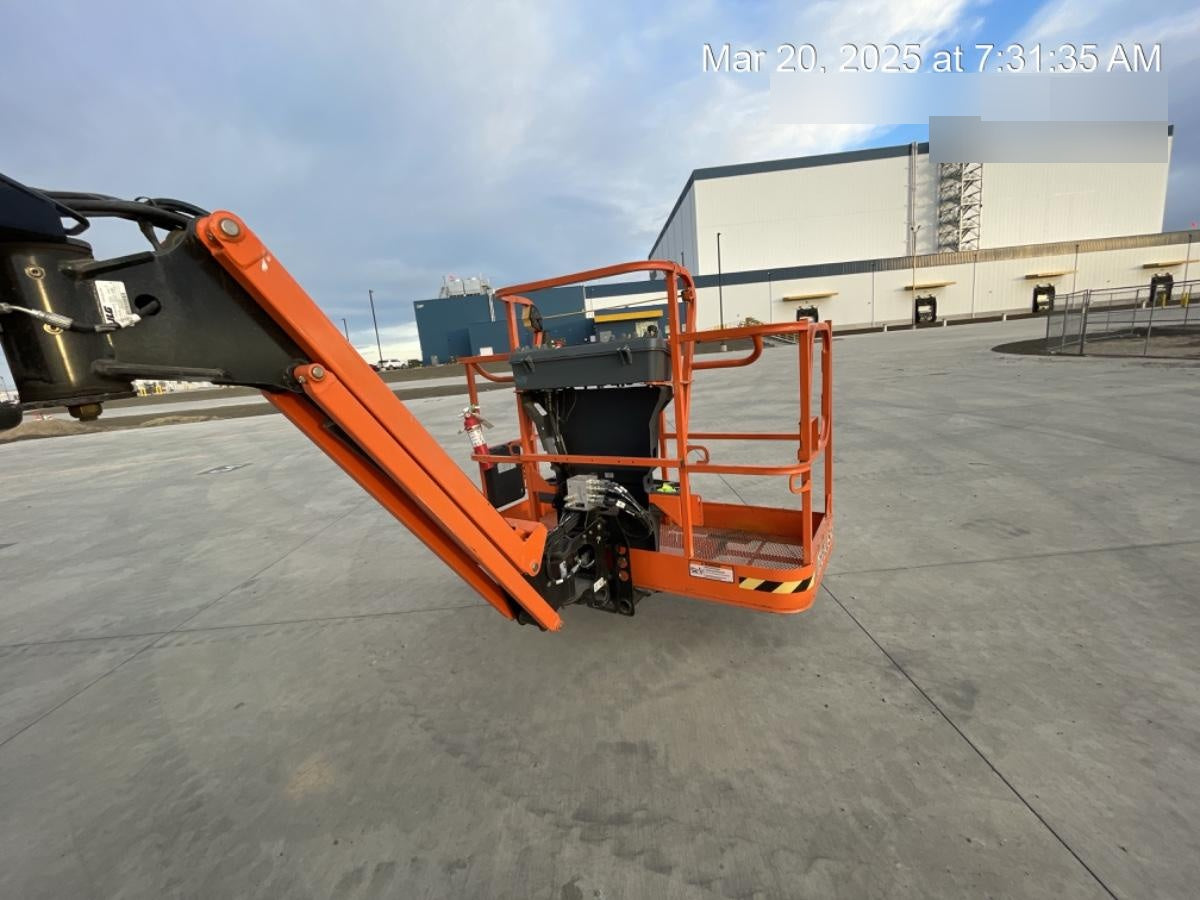 2021 JLG H600SJP