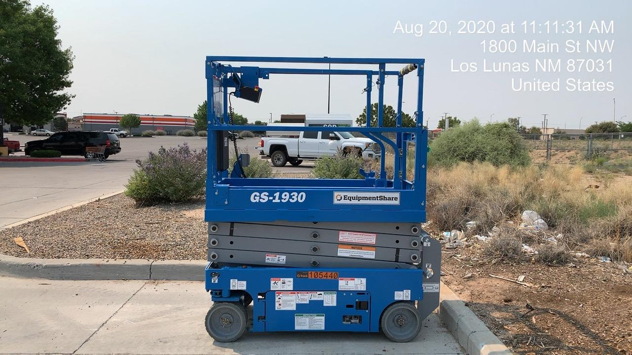 2020 Genie GS-1930 Solid Non Marking Tires, Beacon, Folding rails with half height swing gate