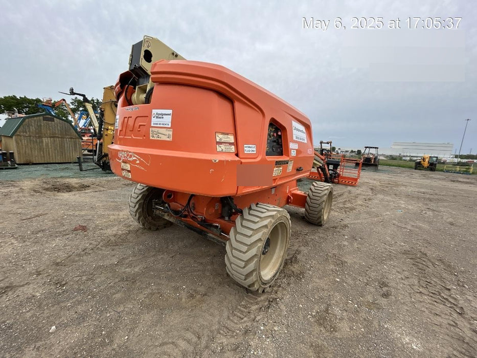 2019 JLG 660SJ