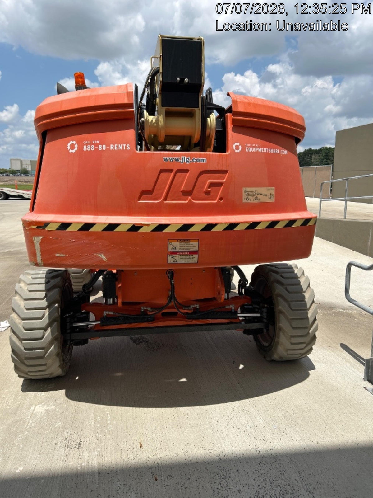 2022 JLG 660SJ