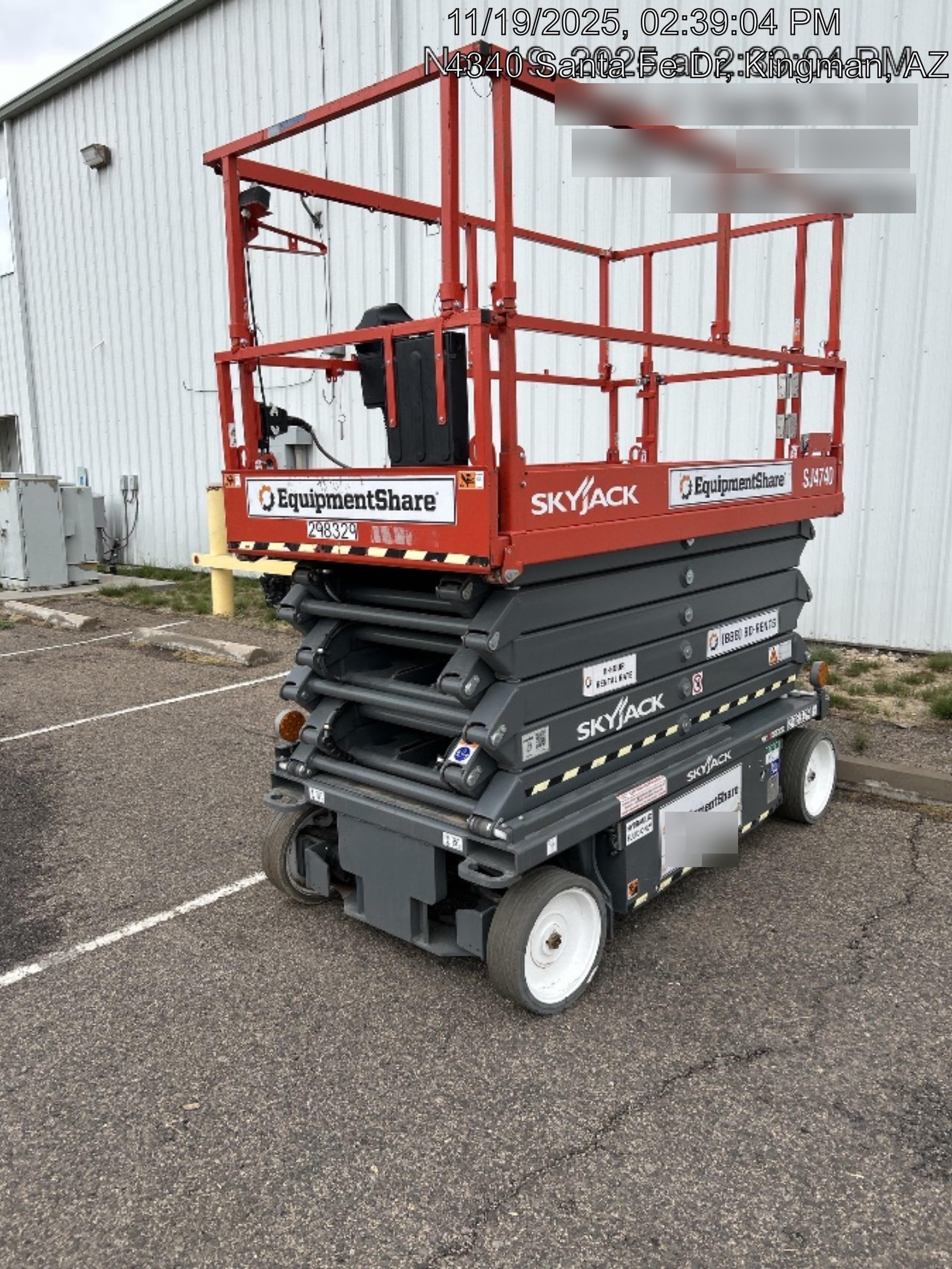 2023 SKYJACK SJ4740