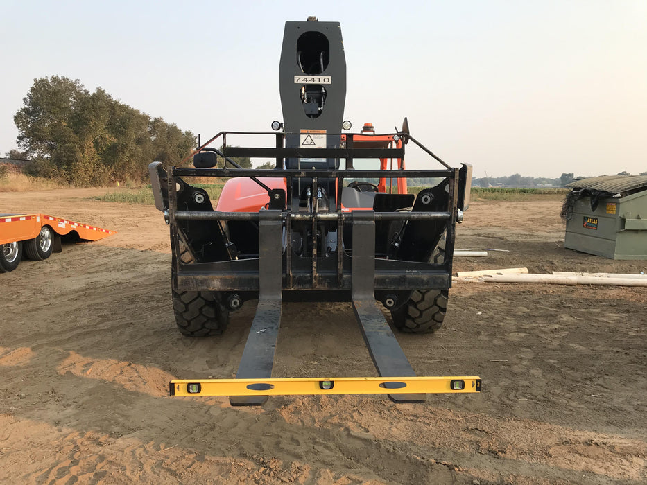 2020 JLG 1255 Canopy, FF Tires, Worklight Package