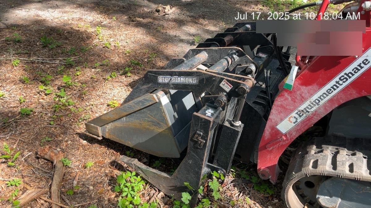 2022 BLUE DIAMOND 106525