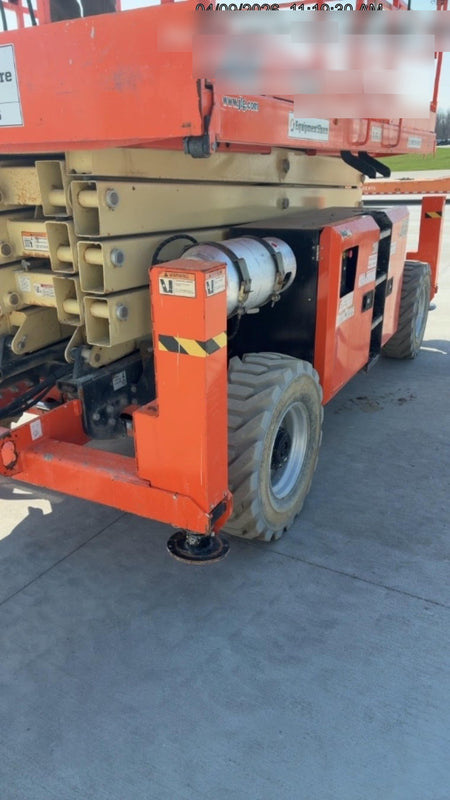 2019 JLG 430LRT