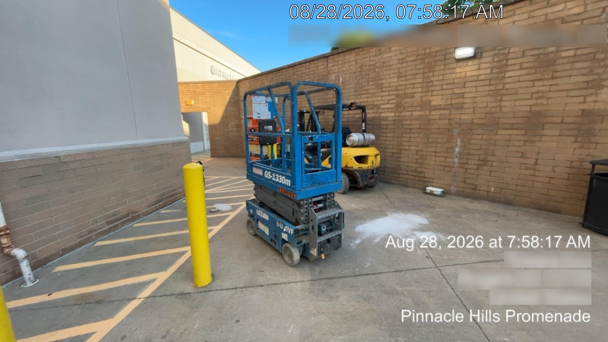 2021 GENIE GS-1330m