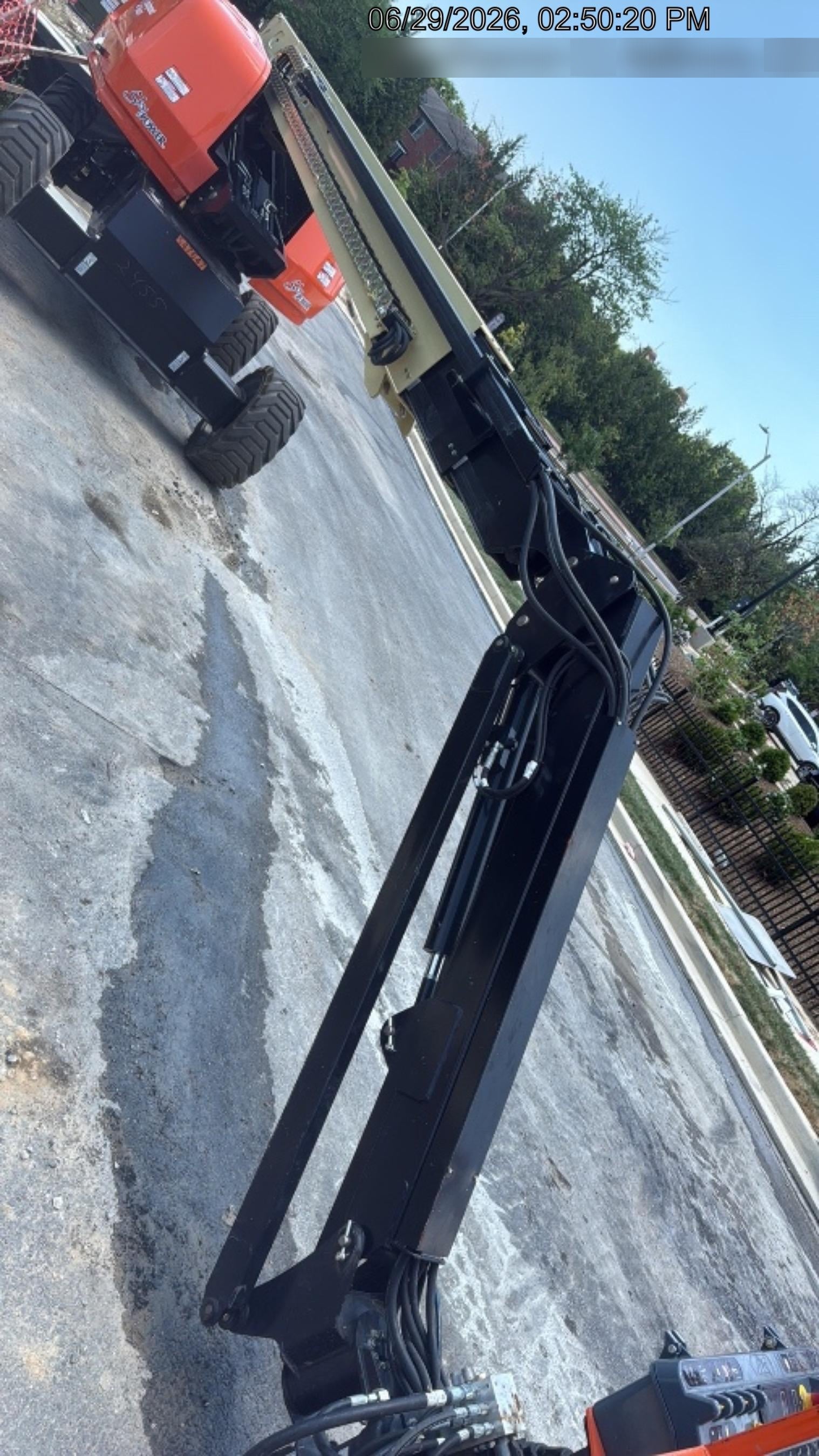 2025 JLG 660SJ