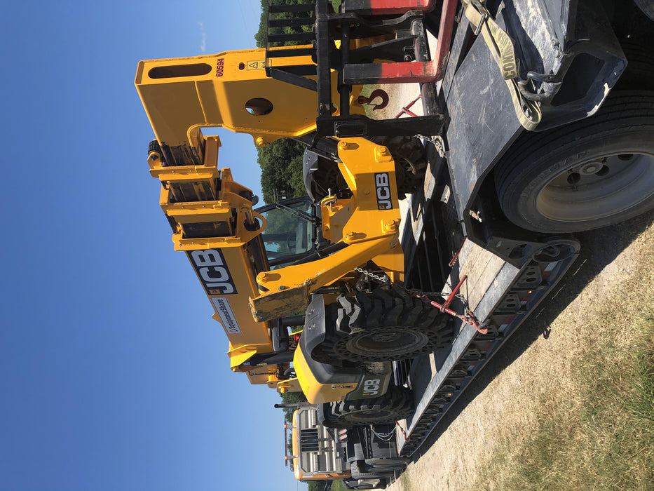 2020 JCB 510-56 Cab/Heat/Air, 74 HP, Solid Tires, STD Worklight, Beacon, Aux Hydraulics, Lifting Eye, Back up Alarm w/66" Carriage/60" Forks