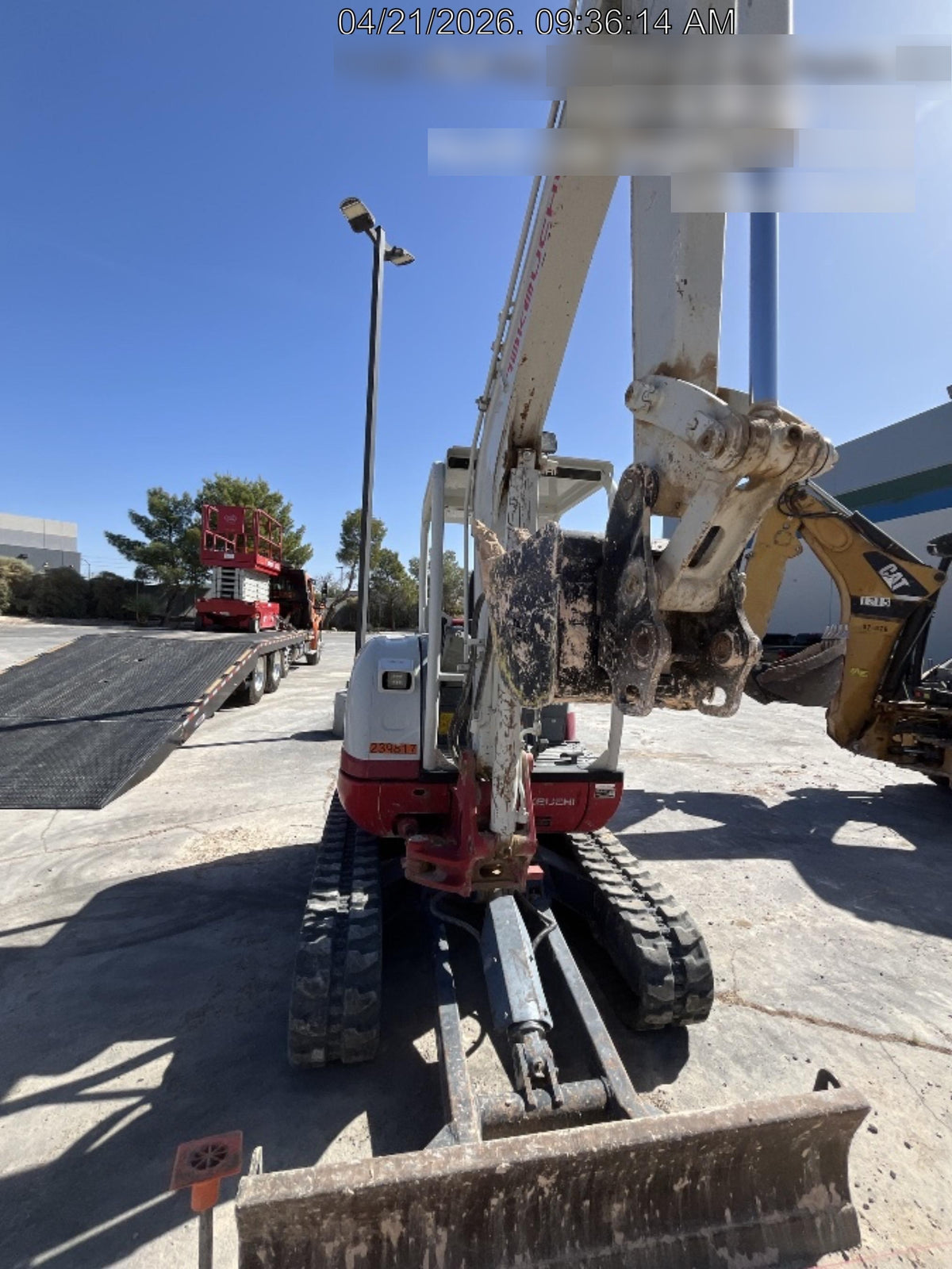 2022 TAKEUCHI TB235-2R