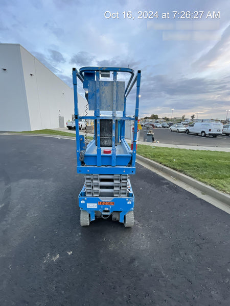 2020 Genie GS-1930 Solid Non Marking Tires, Beacon, Folding rails with half height swing gate, 800W Inverter