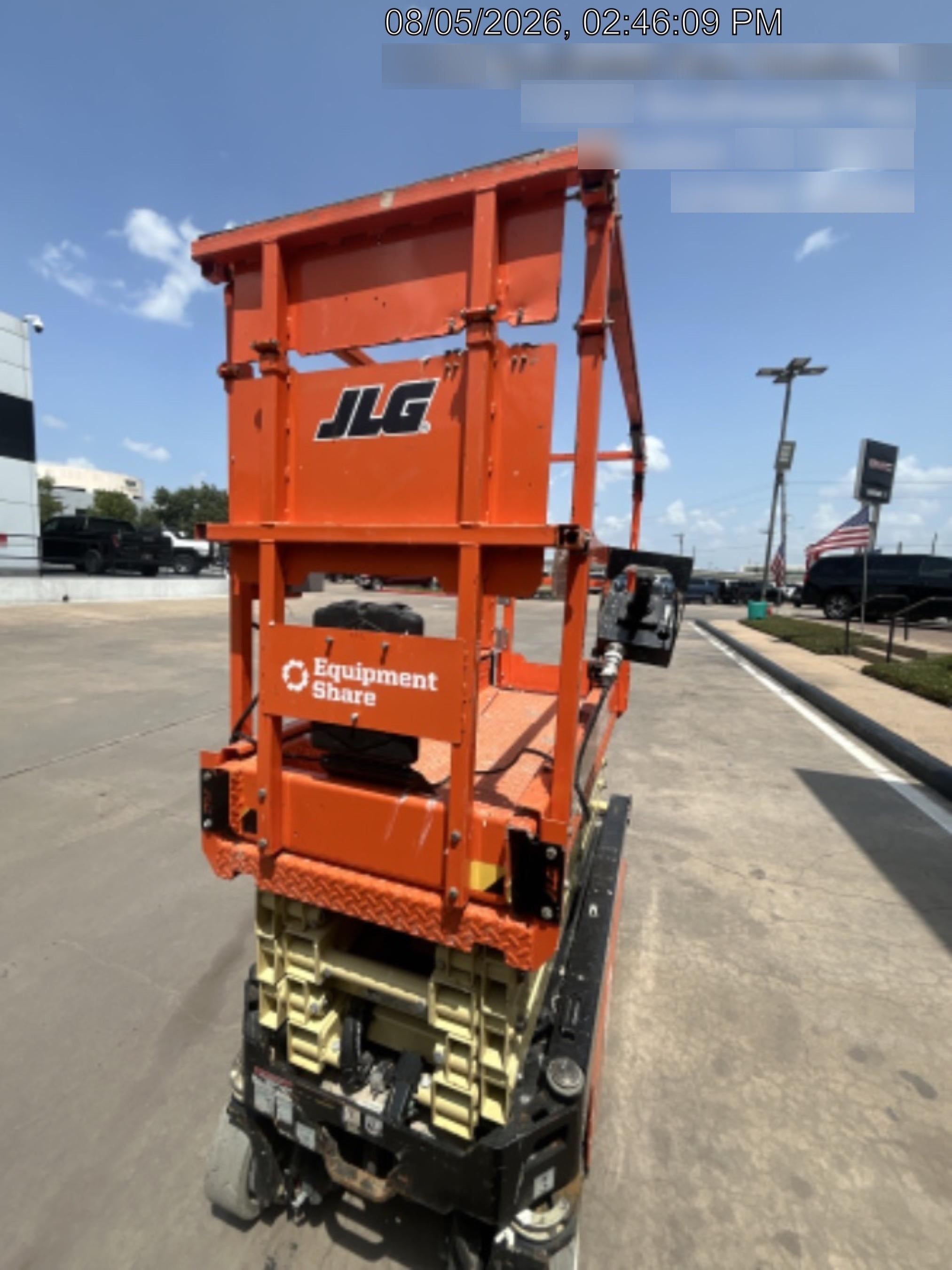 2022 JLG ES1932