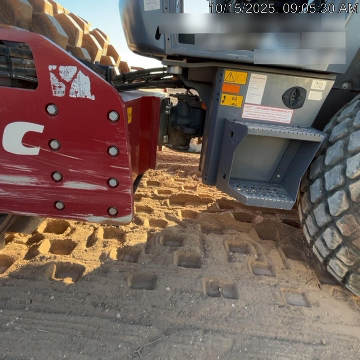 2023 DYNAPAC CA2500D