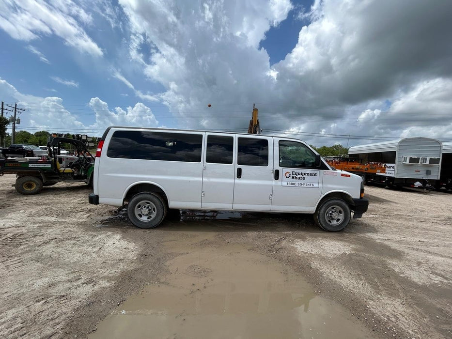 2023 CHEVROLET Express Van - Rental