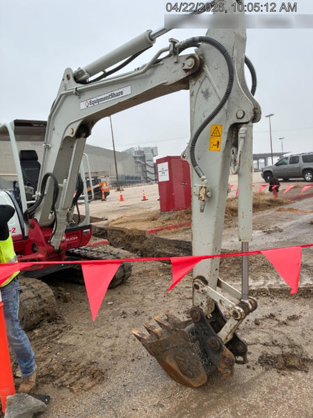 2022 TAKEUCHI TB250-2R