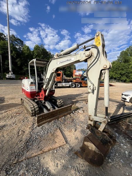 2024 TAKEUCHI TB235-2R