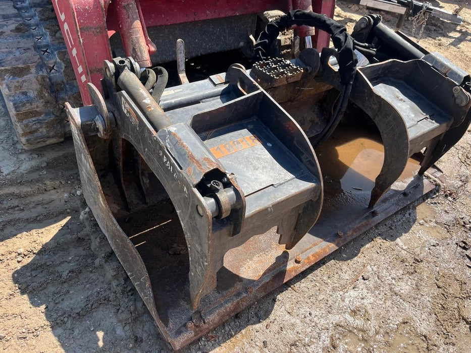 2020 PALADIN 72" Scrap Grapple Bucket - Paladin