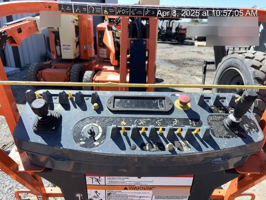 2020 JLG E400AJPN
