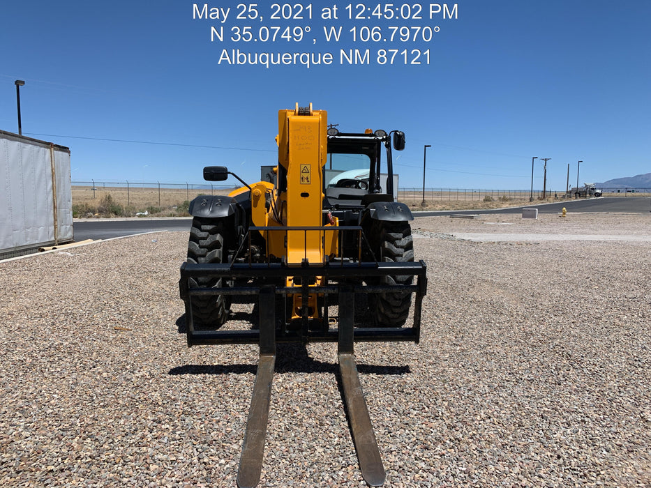 2020 JCB 509-42 Canopy, Solid Tires, Work Lights, Beacon, Aux Hydraulics, Back up Alarm, Lifting Eye, ES Decals