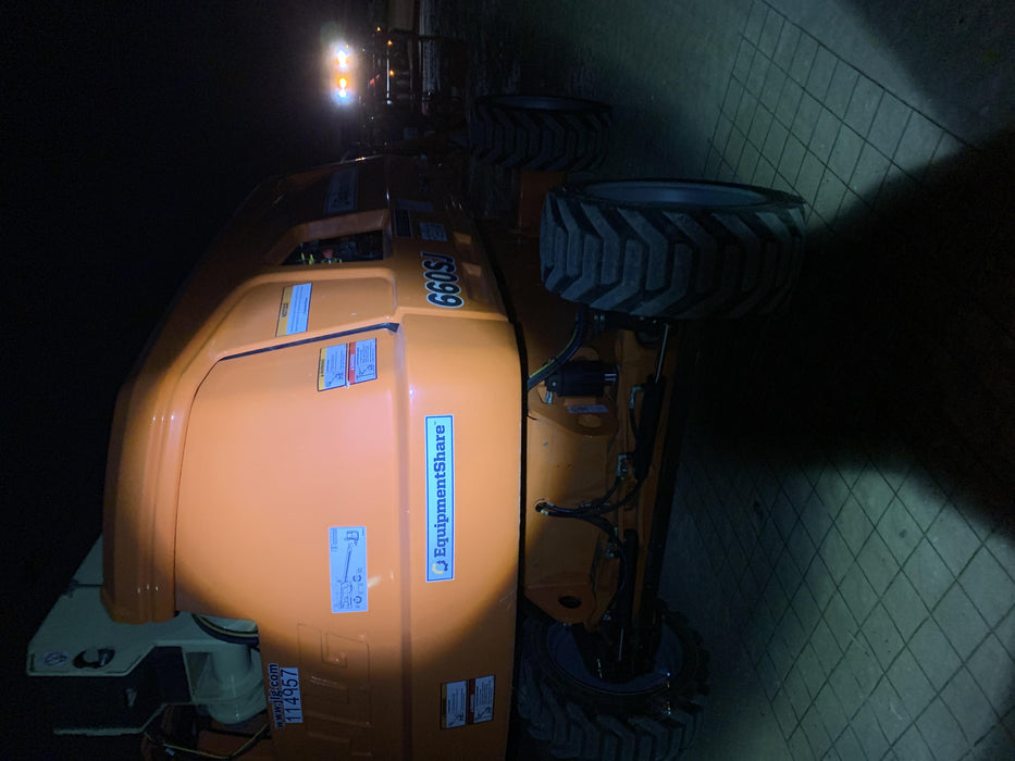 2021 JLG 660SJ