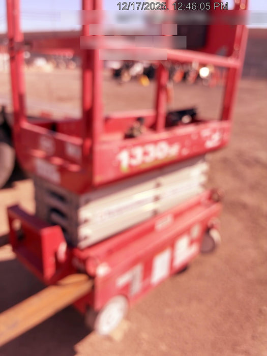 2020 MEC 1330SE Solid NM Tires, Steel Swing out Doors, LCS, Beacon, 900W Inverter