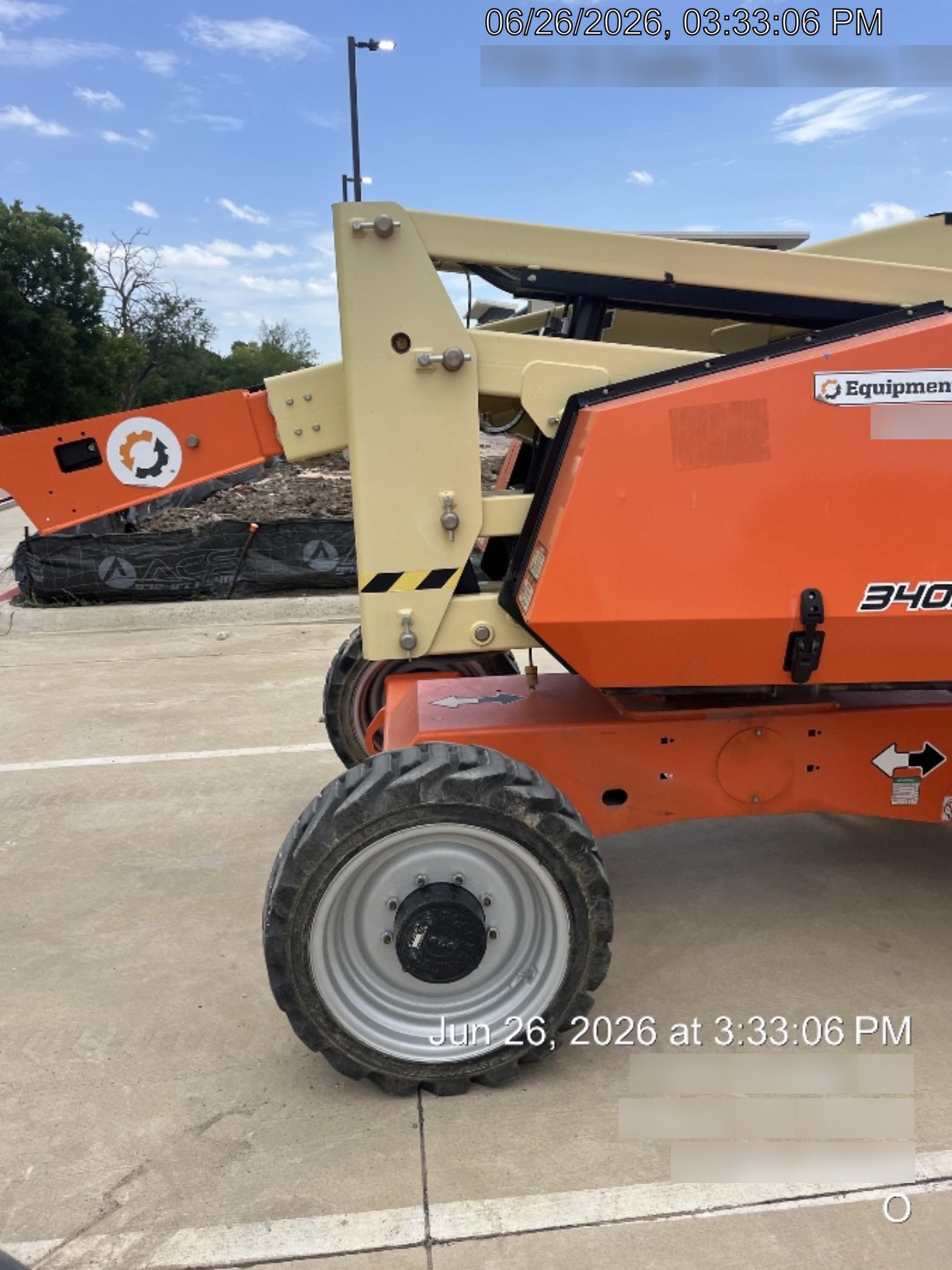 2023 JLG 340AJ
