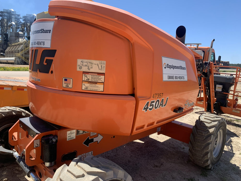 2019 JLG 450AJ