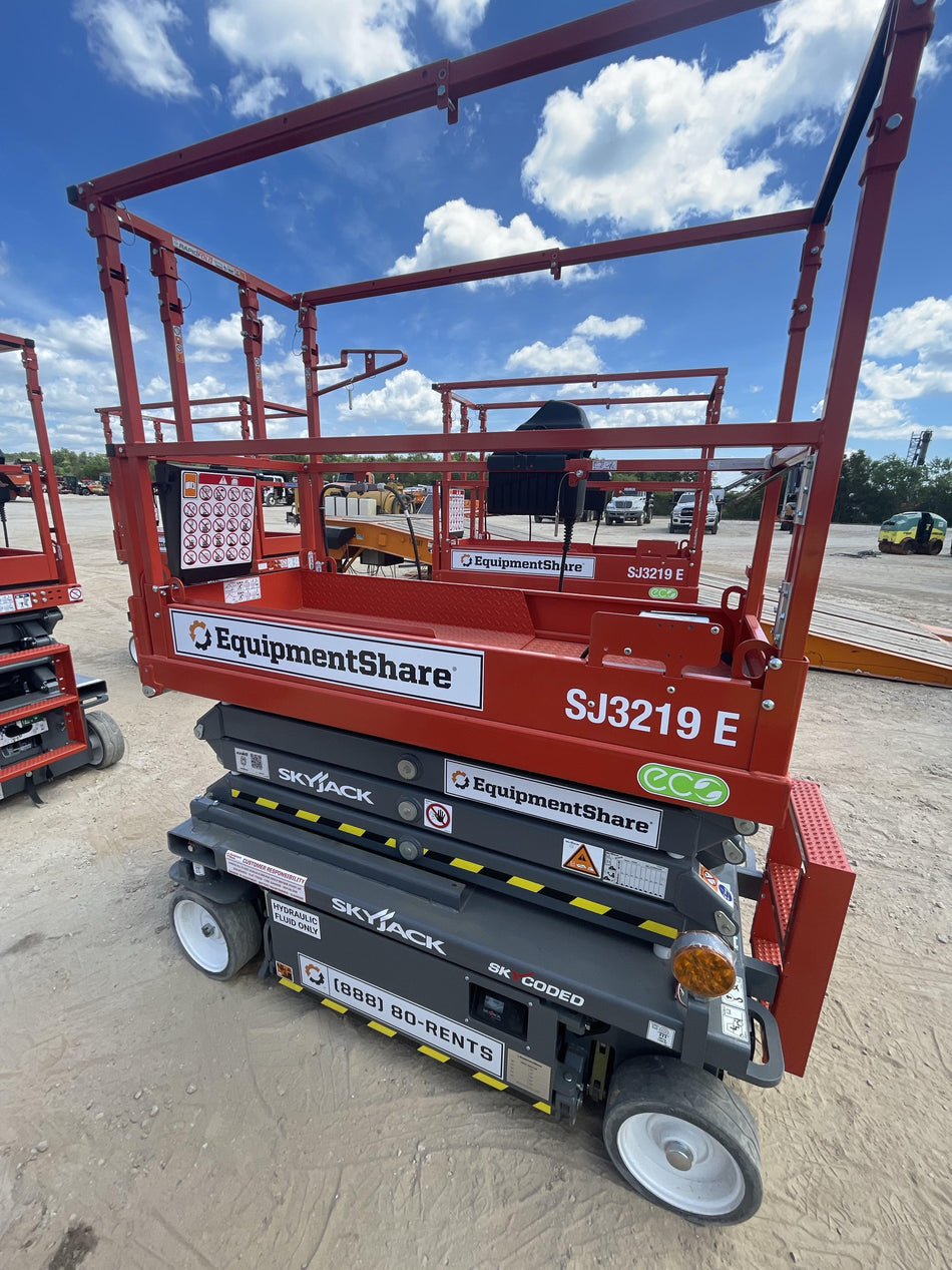 2023 SKYJACK SJ3219
